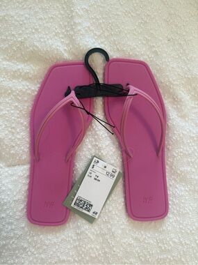 H&M Bright Pink Square-Toe Flip Flops